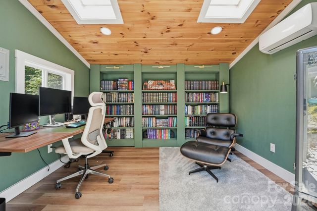 3715 Delgany Drive, Charlotte, NC 28215