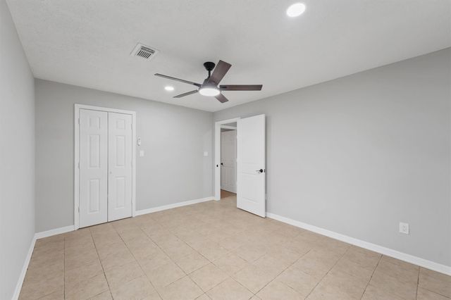 7912 Cypress Street, Houston, TX 77012