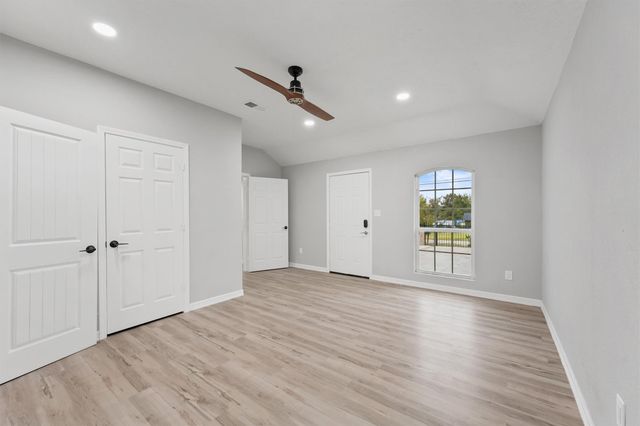 7912 Cypress Street, Houston, TX 77012