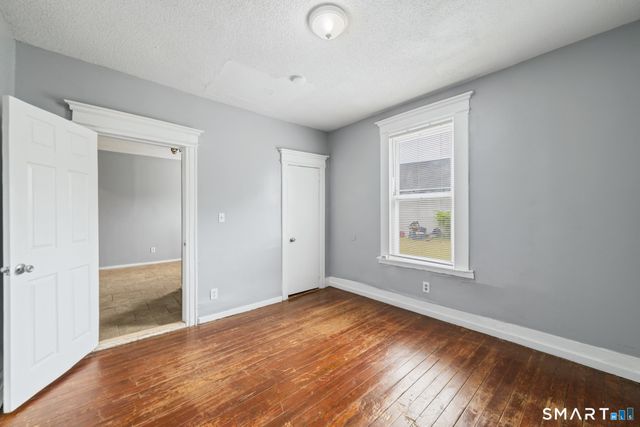 705 Dixwell Avenue 1R, New Haven, CT 06511