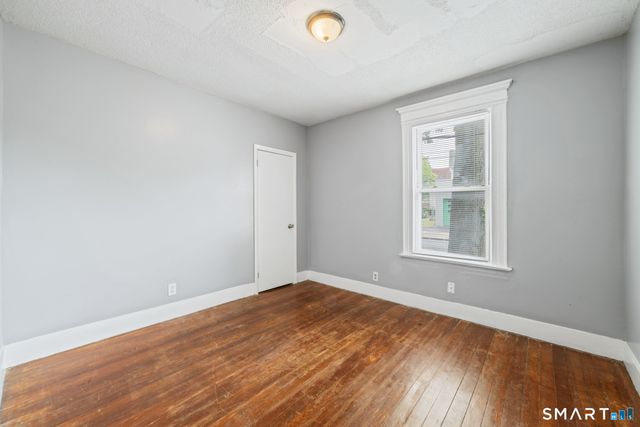 705 Dixwell Avenue 1R, New Haven, CT 06511