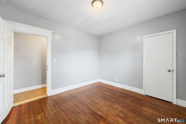 705 Dixwell Avenue 1R, New Haven, CT 06511