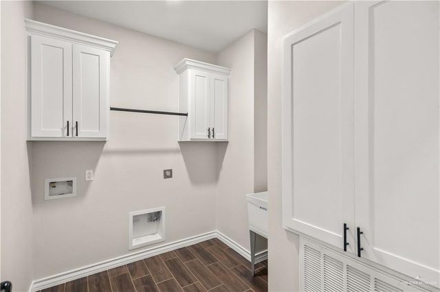 212 Charity Circle, La Feria, TX 78559