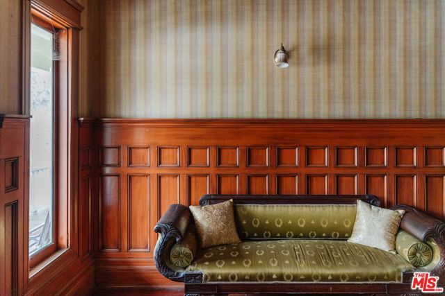 1354 Carroll Avenue, Los Angeles, CA 90026