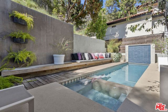 9767 Apricot Lane, Beverly Hills, CA 90210