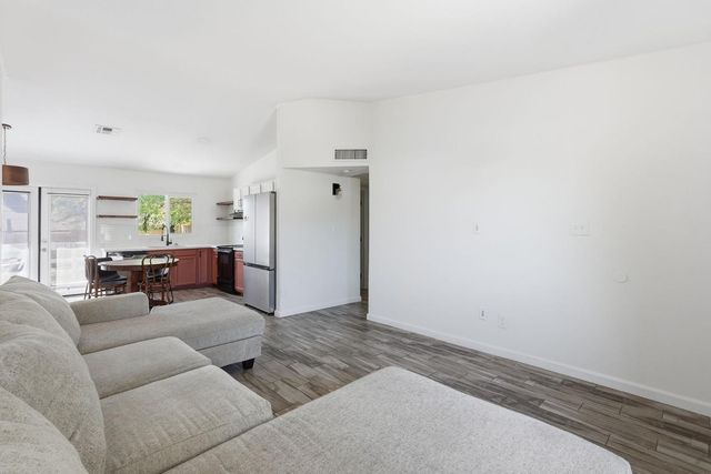 1329 E Cholla Street, Phoenix, AZ 85020