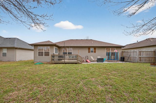 505 S Casa Grande Avenue, Springfield, MO 65802