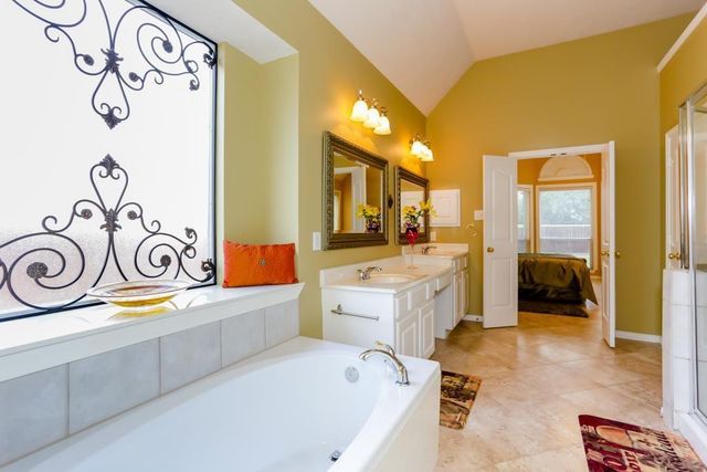 1534 Brookstone Lane, Sugar Land, TX 77479