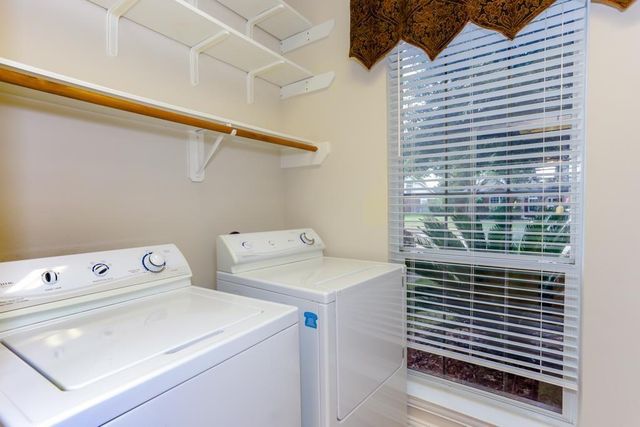 1534 Brookstone Lane, Sugar Land, TX 77479