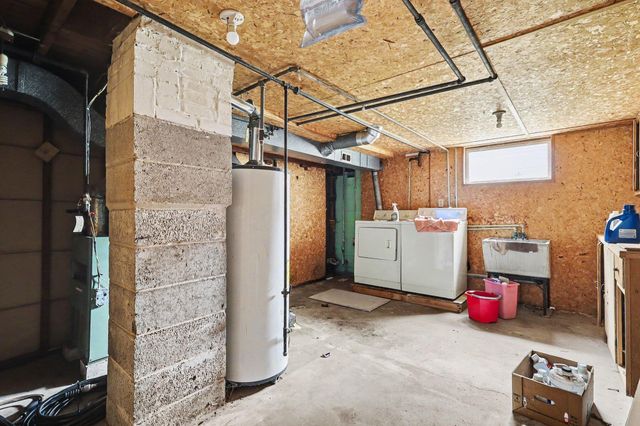 713 E Spring Street, Whitehall City, MI 49461