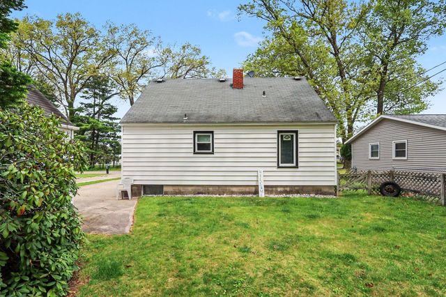 713 E Spring Street, Whitehall City, MI 49461