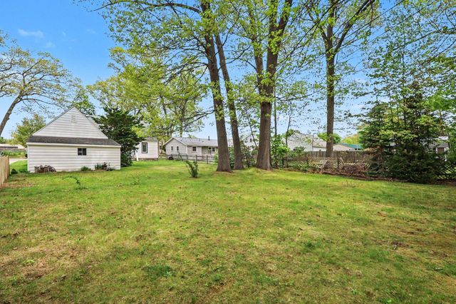 713 E Spring Street, Whitehall City, MI 49461