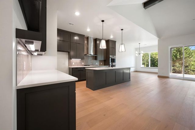 5800 NW 154th Terrace, Edmond, OK 73013