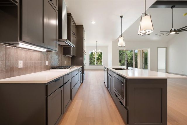 5800 NW 154th Terrace, Edmond, OK 73013