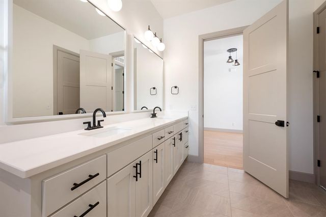 5800 NW 154th Terrace, Edmond, OK 73013