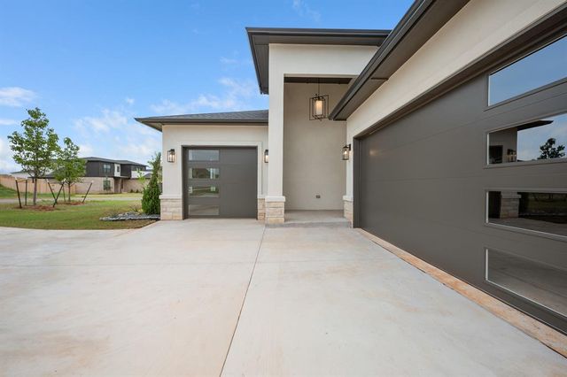 5800 NW 154th Terrace, Edmond, OK 73013