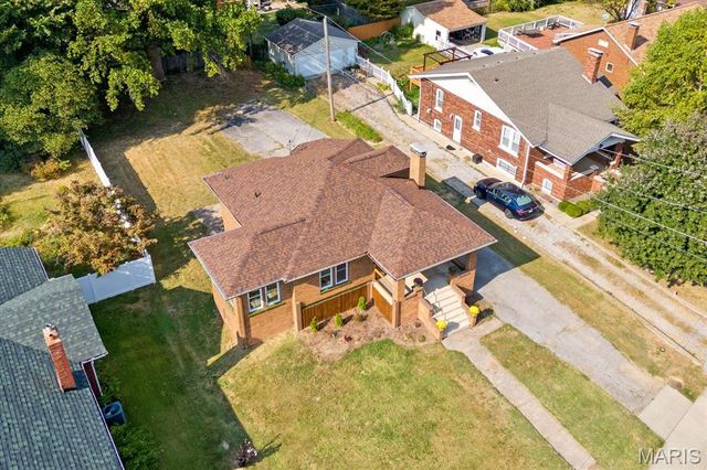 24 S 95th Street, Belleville, IL 62223