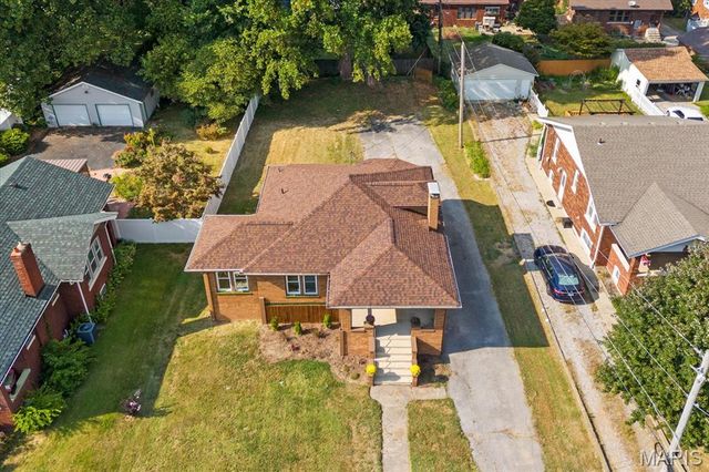 24 S 95th Street, Belleville, IL 62223