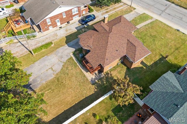 24 S 95th Street, Belleville, IL 62223