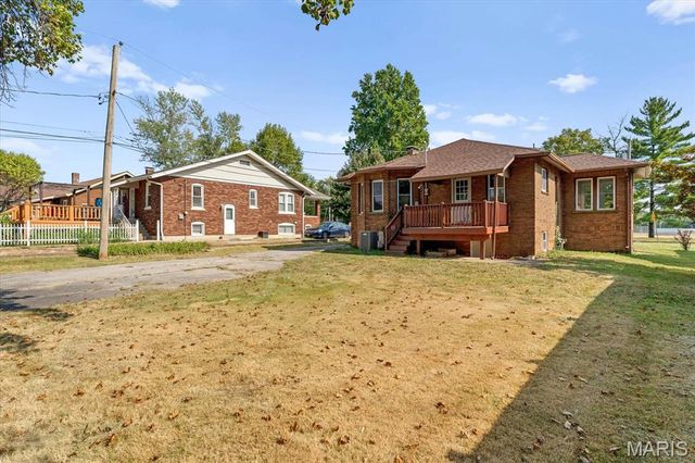 24 S 95th Street, Belleville, IL 62223