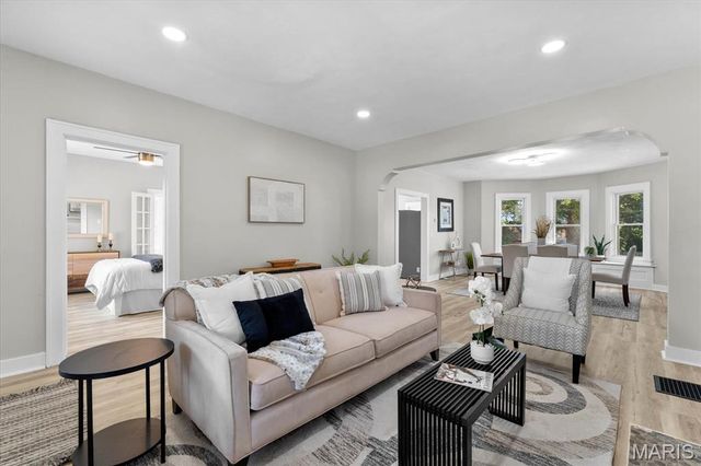 24 S 95th Street, Belleville, IL 62223