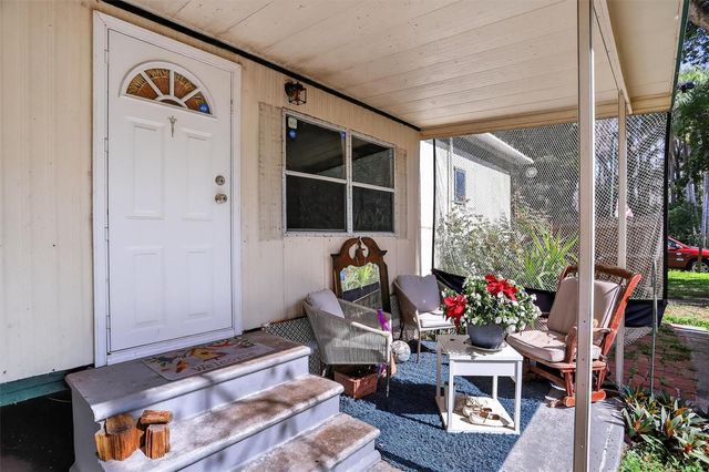 18316 CROOKED LANE, Lutz, FL 33548