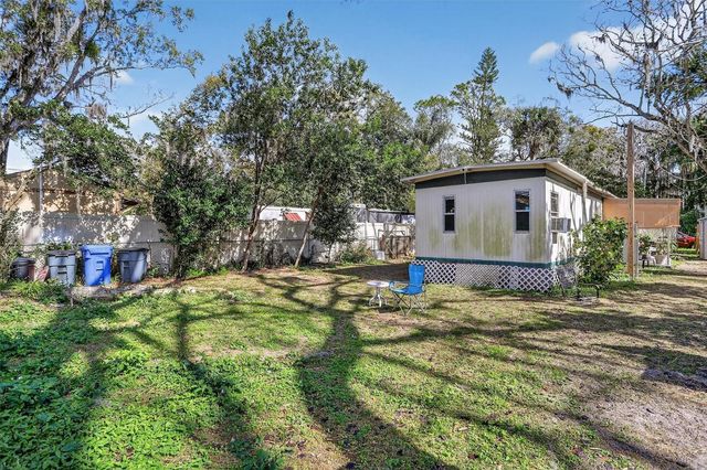 18316 CROOKED LANE, Lutz, FL 33548