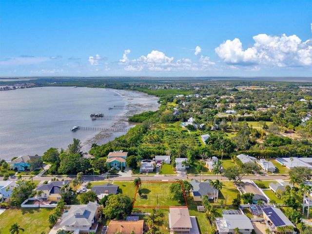 511 84TH STREET NW, Bradenton, FL 34209