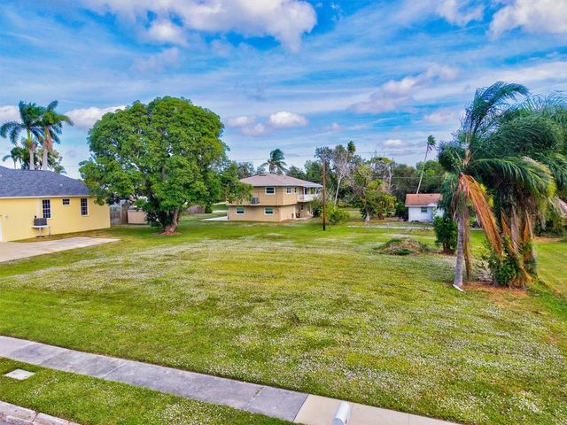 511 84TH STREET NW, Bradenton, FL 34209