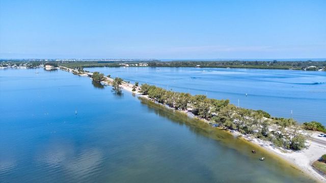 511 84TH STREET NW, Bradenton, FL 34209