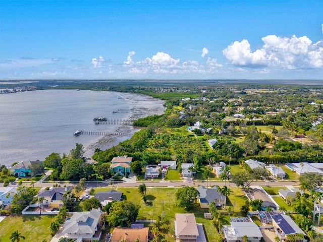 511 84TH STREET NW, Bradenton, FL 34209