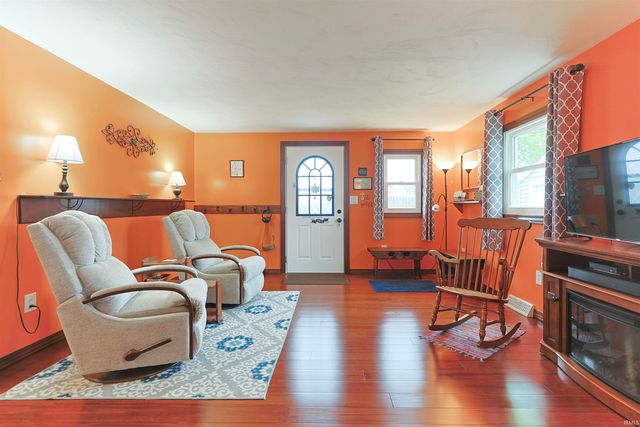 1241 Pyle Avenue, South Bend, IN 46615