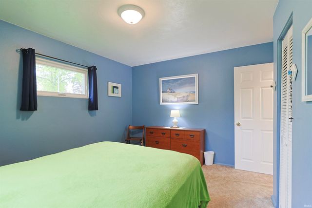 1241 Pyle Avenue, South Bend, IN 46615