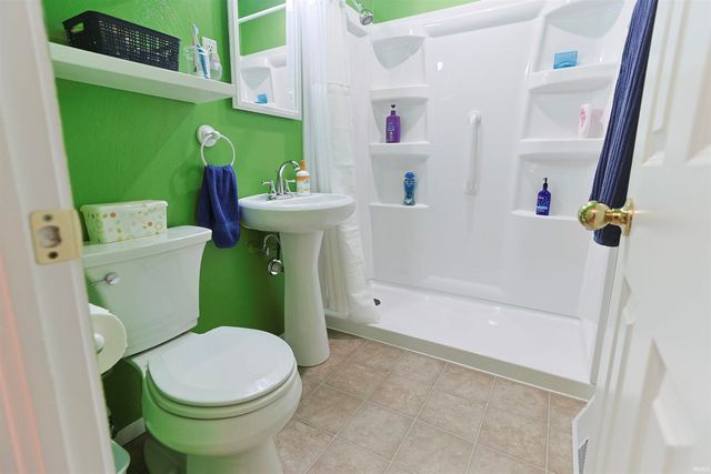 1241 Pyle Avenue, South Bend, IN 46615