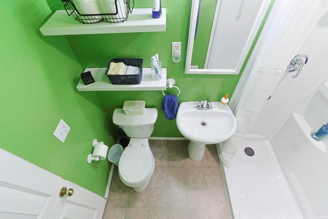 1241 Pyle Avenue, South Bend, IN 46615