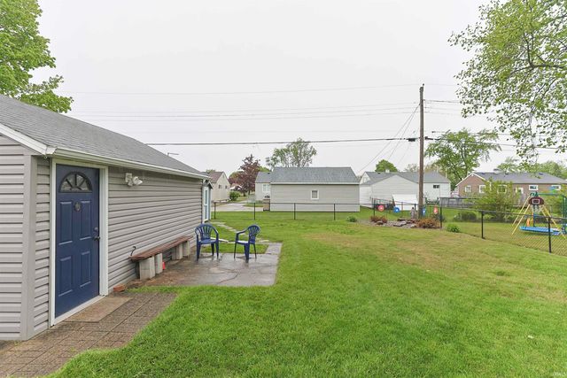 1241 Pyle Avenue, South Bend, IN 46615