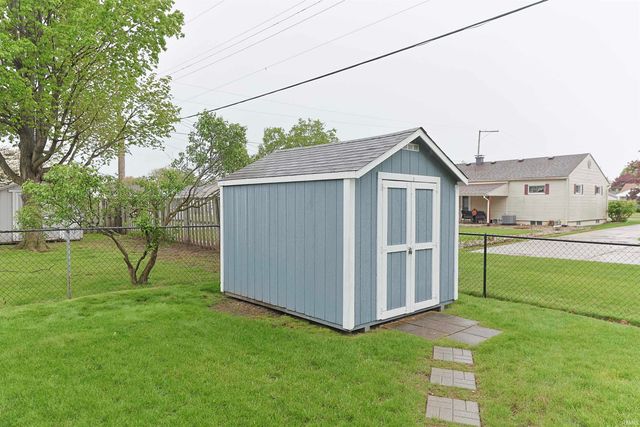 1241 Pyle Avenue, South Bend, IN 46615