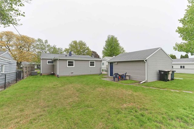 1241 Pyle Avenue, South Bend, IN 46615