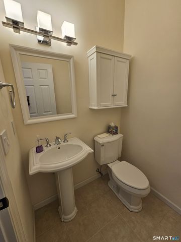 26 Seminole Circle, Litchfield, CT 06750