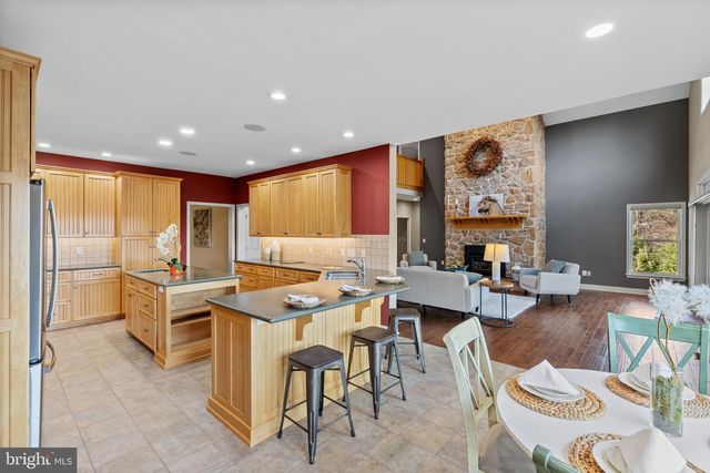 3239 DRY BRANCH RD, White Hall, MD 21161