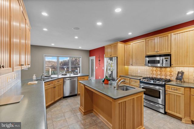 3239 DRY BRANCH RD, White Hall, MD 21161