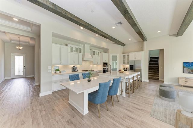 10073 MEADOWRUN DRIVE, Lithia, FL 33547