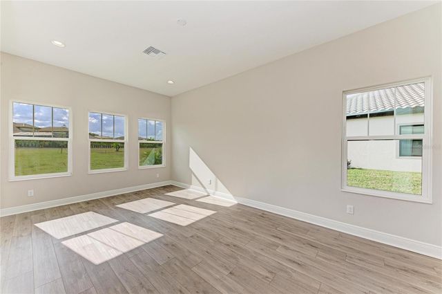 10073 MEADOWRUN DRIVE, Lithia, FL 33547