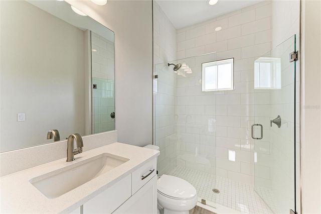 10073 MEADOWRUN DRIVE, Lithia, FL 33547