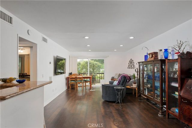 23515 Lyons 131, Valencia, CA 91355