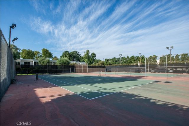 23515 Lyons 131, Valencia, CA 91355