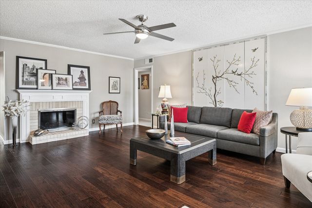 15915 Archwood Lane 2003, Dallas, TX 75248