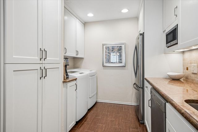 15915 Archwood Lane 2003, Dallas, TX 75248