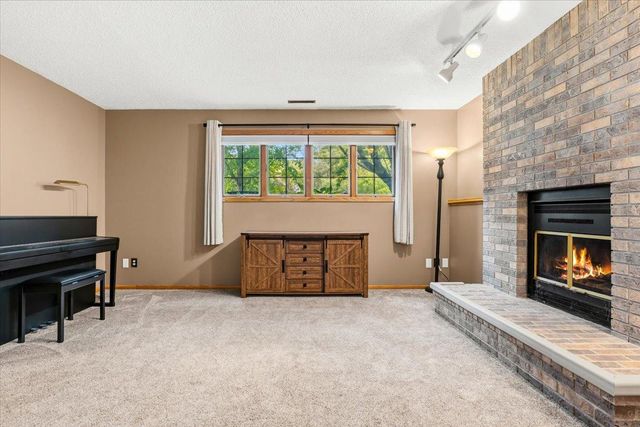 4204 1st Street NW, Rochester, MN 55901