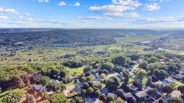 4204 1st Street NW, Rochester, MN 55901
